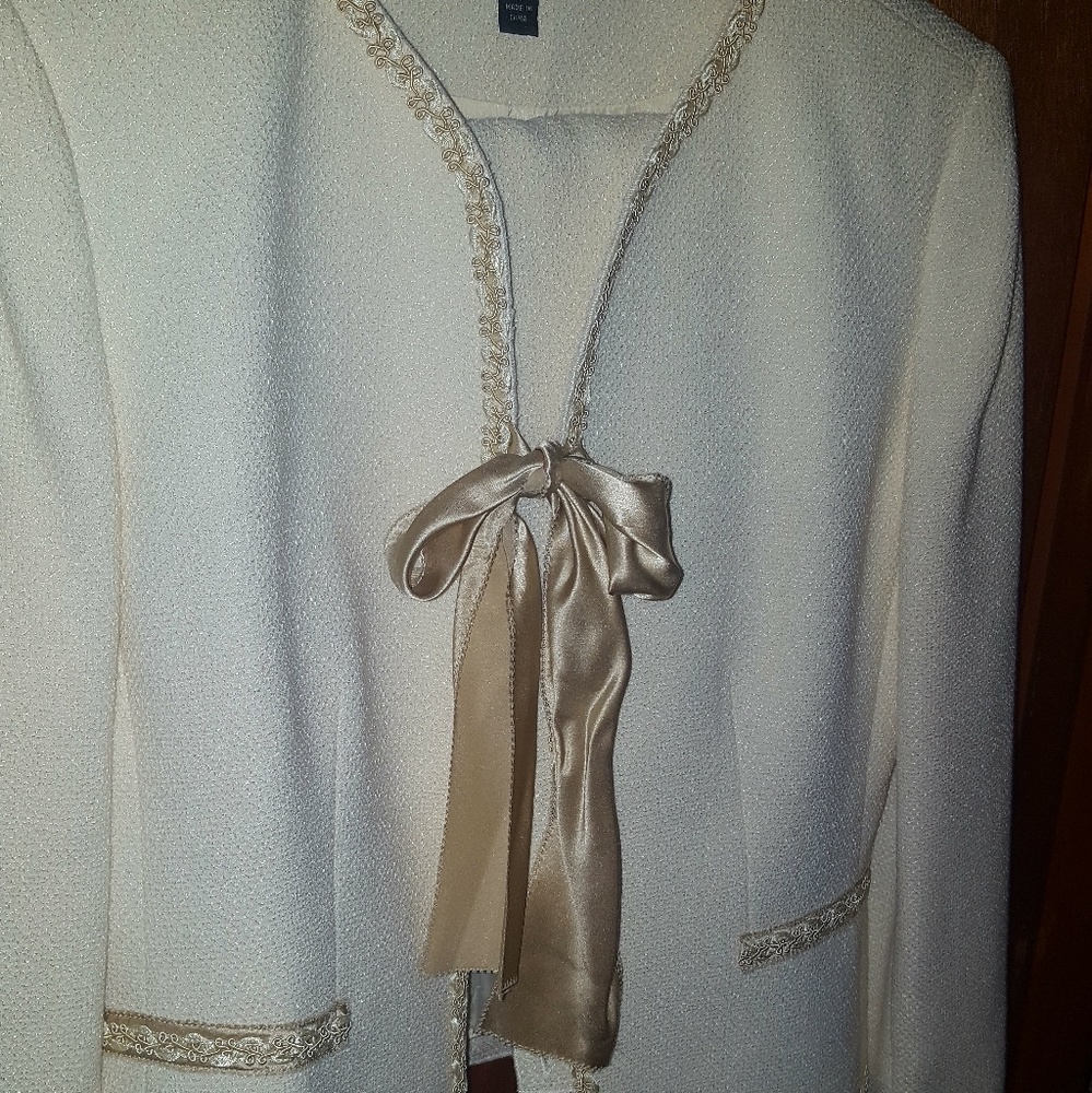 PETITE NIPON  BOUTIQUE SUIT